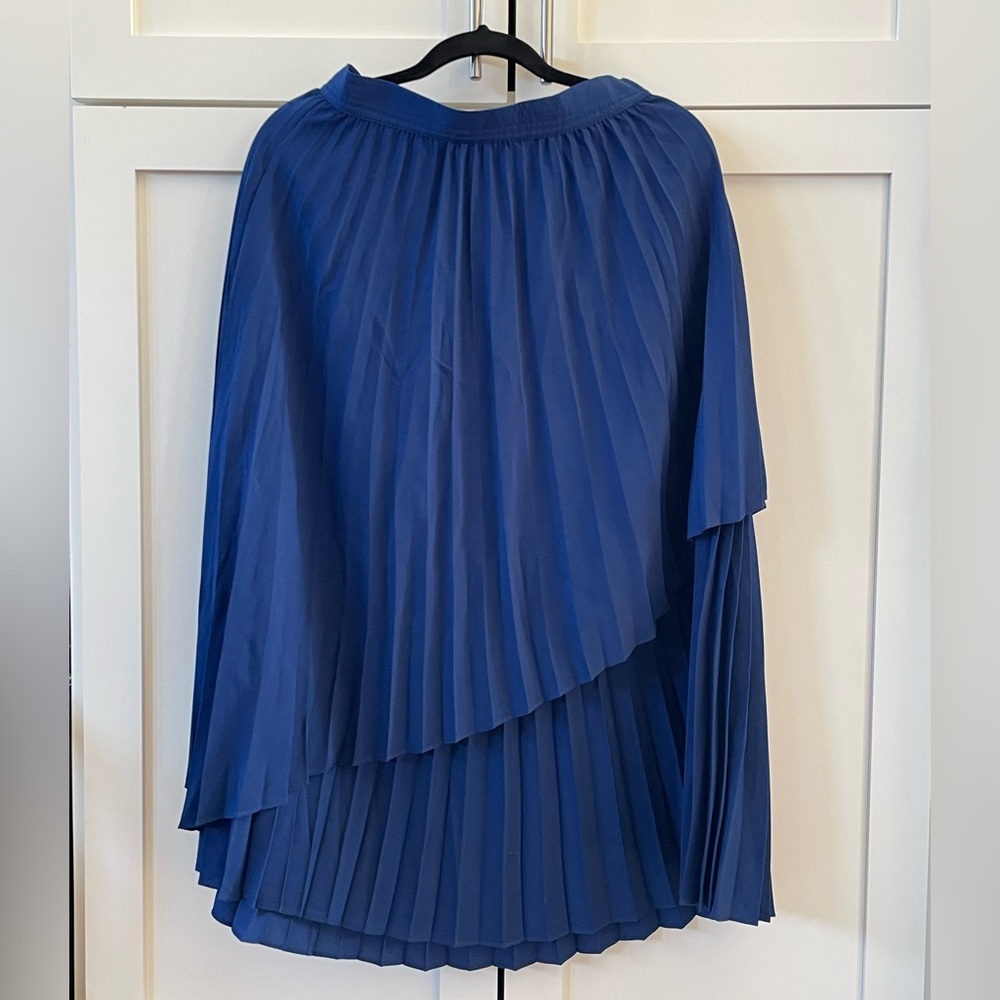 French connection tiered skirt size 4.